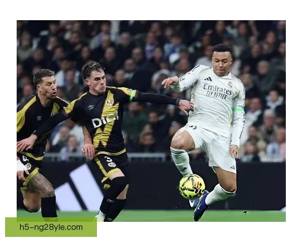 凌晨1点30皇马出战 目标西甲9连胜