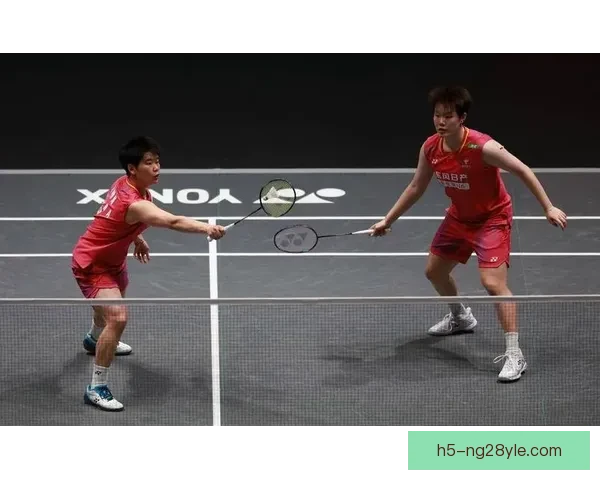 刘圣书谭宁力克白荷娜李绍希夺全英女双冠军 刘圣书谭宁力克白荷娜李绍希夺全英女双冠军